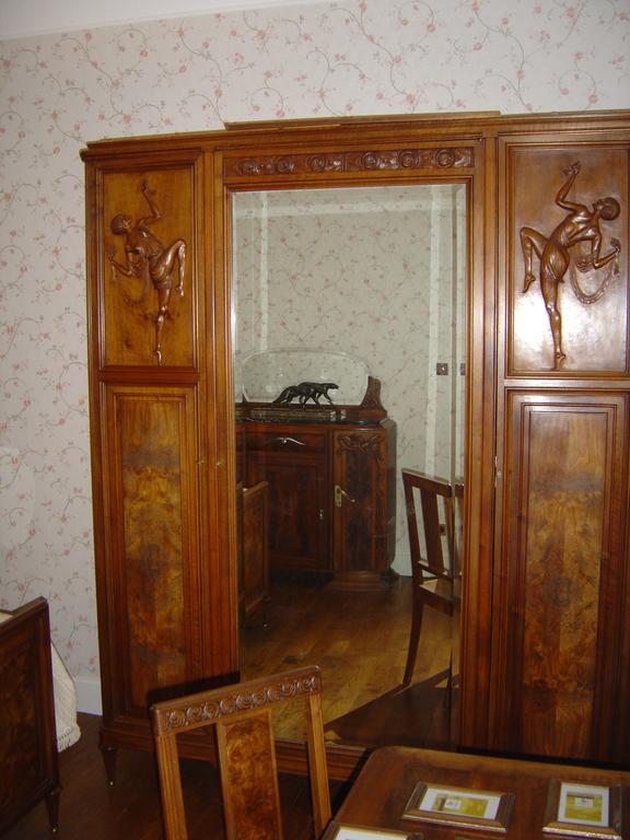 Le Terrondou Hotel Vic-sur-Cère Quarto foto