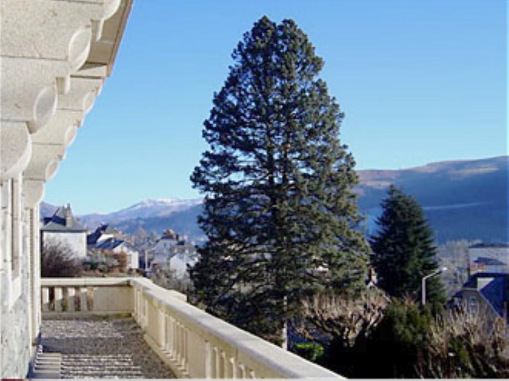 Le Terrondou Hotel Vic-sur-Cère Quarto foto